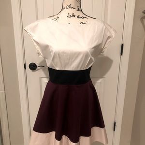 Women’s Kate Spade New York Dress.